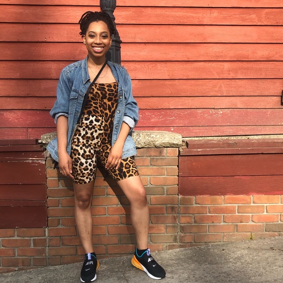 Meet your Posher, Christan - Picture 2 of 3